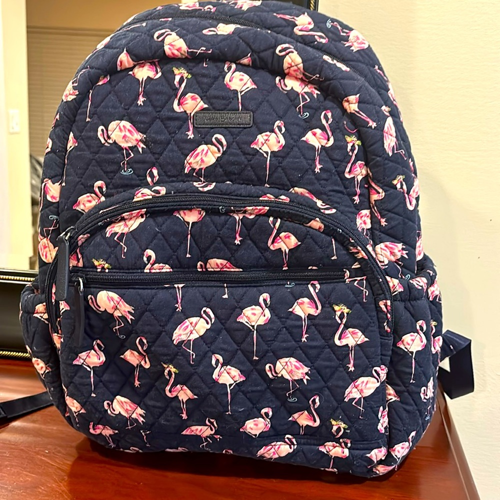 FLAMINGO PATTERN VERA BRADLEY BACKPACK

PERFECT FOR SUMMER